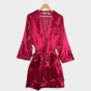Vintage Embroidered Red Robe‎
